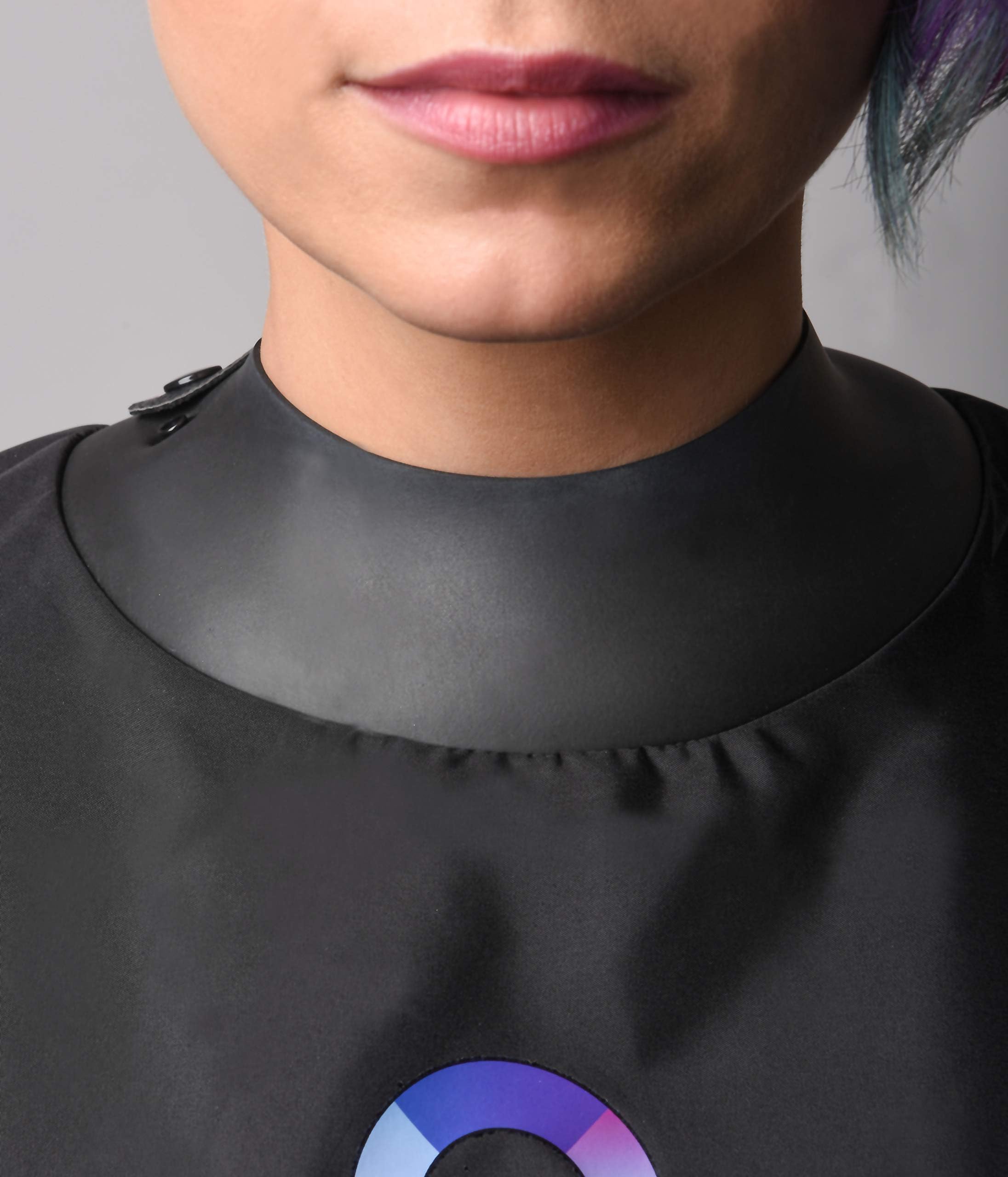 FRAMAR Black Salon Cape – Shampoo Hair Cape, Salon Color Capes, Chemical Capes For Hairstylist, Hair Dressers Drape, Cosmetology Supplies, Barber Supplies - Snap Closure & Rubberized - Image 3